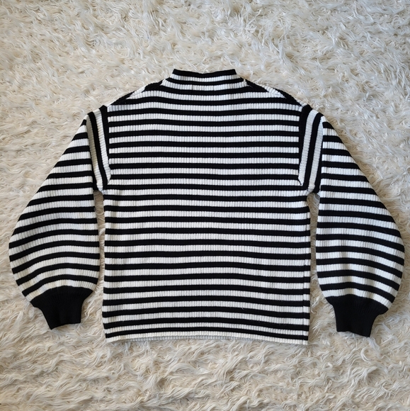 Anthropologie Line & Dot Sydney Sweater Size Medium Balloon Sleeves Croplike - Picture 6 of 9